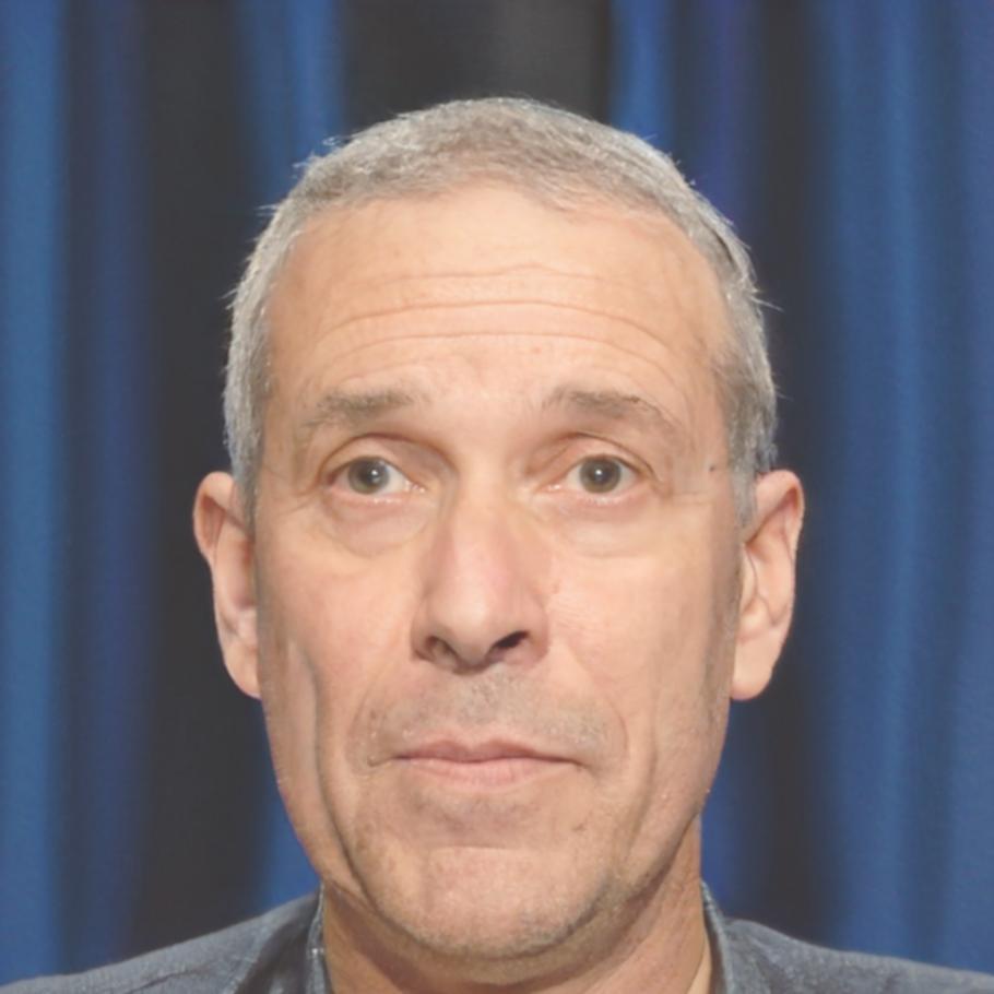 Instructor Miguel Rodríguez